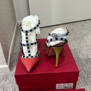 Valentino Women's Pink and Yellow Rockstud Heels